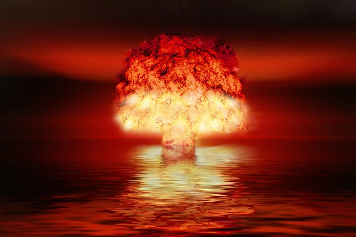 atomic bomb, nuclear weapons, explosion, mushroom, mushroom cloud, nuclear powers, usa, north korea, fear, war, destruction, threat, radioactive, radioactivity,